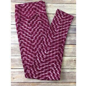 NWT LulaRoe TC Leggings Wavy Chevron Zig Zag Pattern Women Tall & Curvy LLR NEW